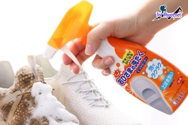Top 10 Dịch vụ vệ sinh giày nổi tiếng Lai Châu Mọi vết bẩn và ố vàng sẽ được xử lý (4)