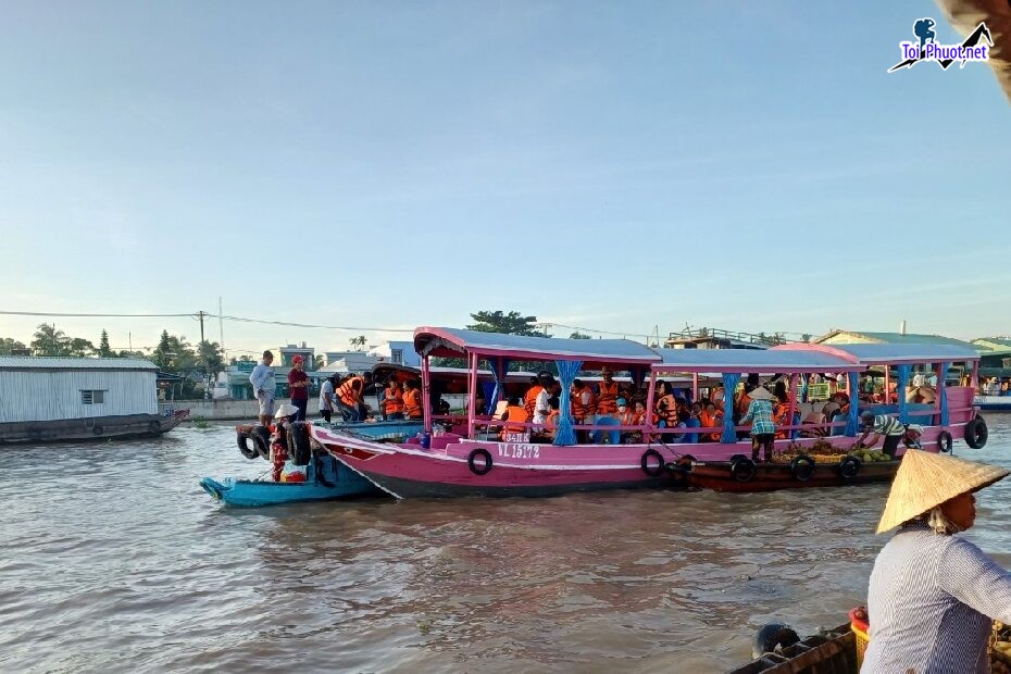 Dịch vụ tour du lịch Cần Thơ kết hợp chợ nổi cảm nhận được nét sinh hoạt độc đáo (1)