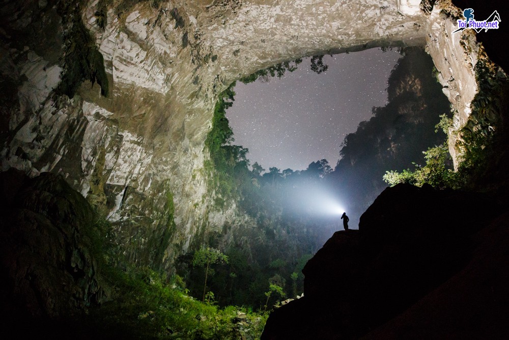 Dịch vụ tour du lịch mạo hiểm hang Sơn Đoòng Hang động lớn nhất thế giới (4)