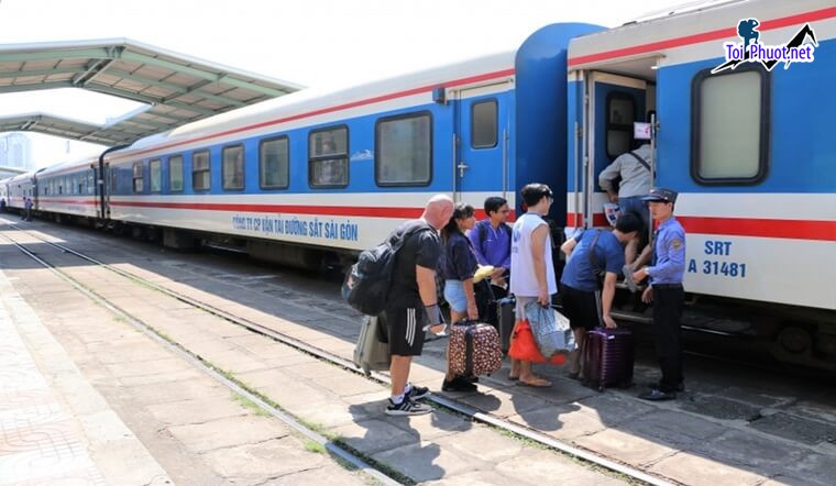 Dịch vụ tiện lợi cho khách hàng khi đặt vé tàu hỏa Thủ Dầu Một Bình Dương giá rẻ (1)