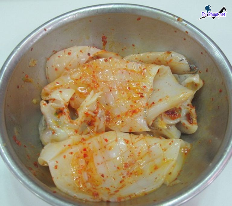 Mực ống nướng Cung cấp mua bán Mực ống nướng muối giá rẻ tốt sỉ sạch sẽ an toàn (1)