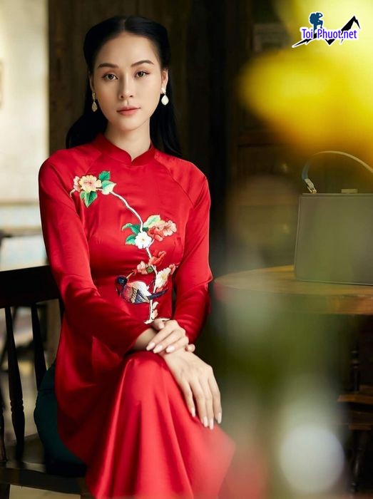 Top 12 Cửa hàng cho thuê áo dài đẹp, giá tốt nhất tại Thừa Thiên – Huế để sở hữu cho mình bộ áo dài ưng ý (5)