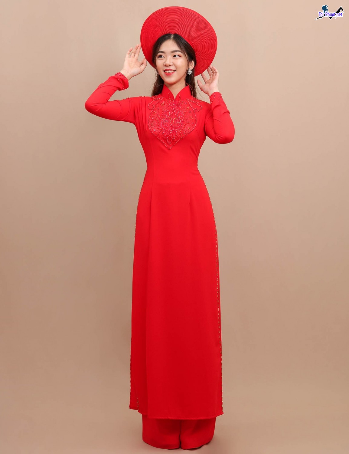 Top 5 Cửa hàng cho thuê áo dài đẹp, giá tốt nhất tại Đồng Tháp được chăm sóc cẩn thận (1)