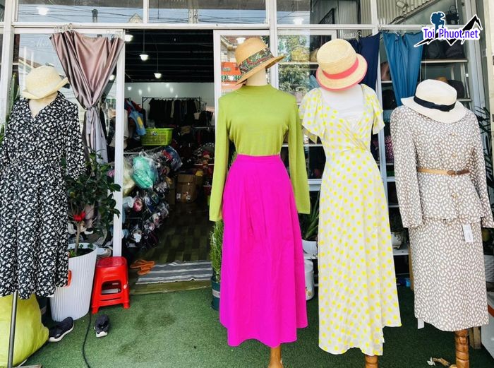 Top 5 Shop quần áo secondhand chất hơn cả hàng hiệu tại Lâm Đồng nhân viên tư vấn nhiệt tình (4)
