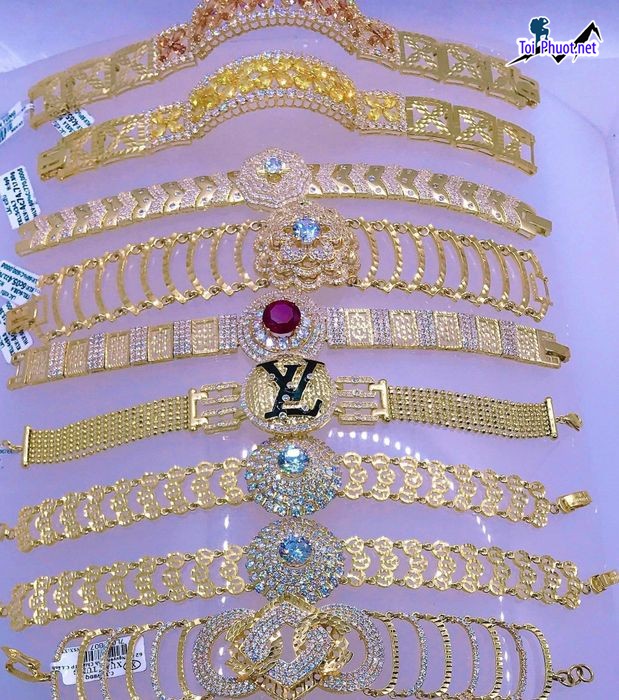 Top 6 Tiệm vàng bạc đá quý uy tín nhất tỉnh Cà Mau thiết kế độc đáo, tinh xảo (3)