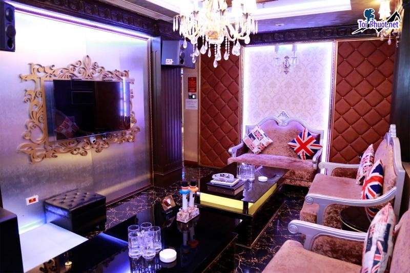 Top 7 quán Karaoke đẹp nhất tỉnh Hưng Yên thiết kế hiện đại, ấn tượng (3)