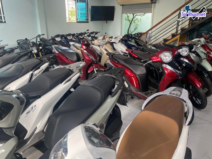 Top Cửa hàng mua bán xe máy cũ uy tín nhất tại Cao Bằng cho xem xe kĩ lưỡng (1)