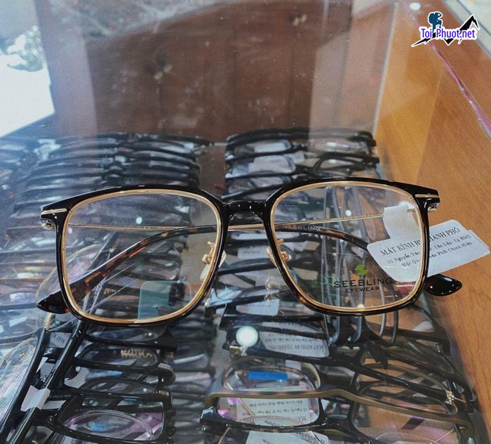 Top 10 Địa chỉ cắt kính cận uy tín, bảo đảm chất lượng, giá tốt tại Hồ Chí Minh có tiếng (1)