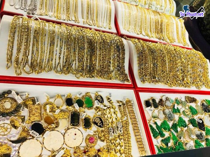 Top 10 Địa chỉ mua bán vàng uy tín nhất Gia Lai sang trọng, thanh lịch, phù hợp với xu hướng  (4)