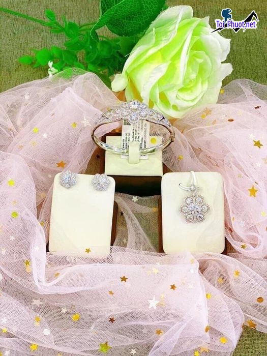 Top 10 Địa chỉ mua bán vàng uy tín nhất Gia Lai sang trọng, thanh lịch, phù hợp với xu hướng (5)