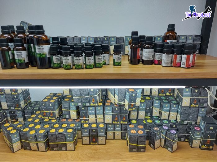 Top 10 Địa chỉ mua tinh dầu tốt nhất Hồ Chí Minh nguyên chất thiên nhiên (1)