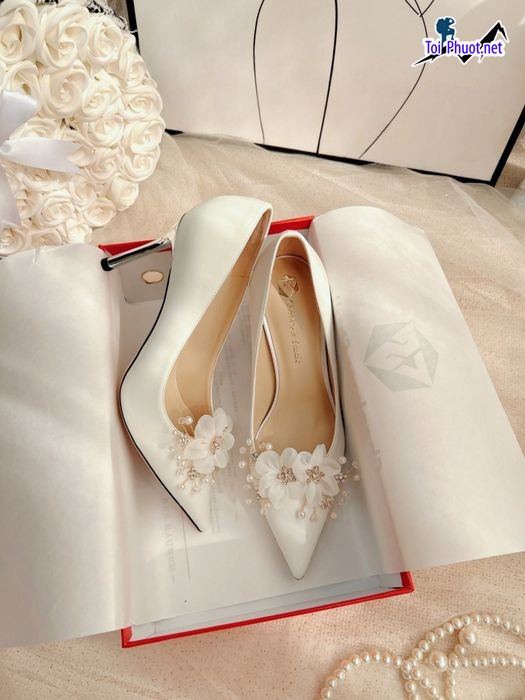 Top 10 Shop giày nữ đẹp được yêu thích nhất Đồng Tháp được phái nữ yêu thích (4)