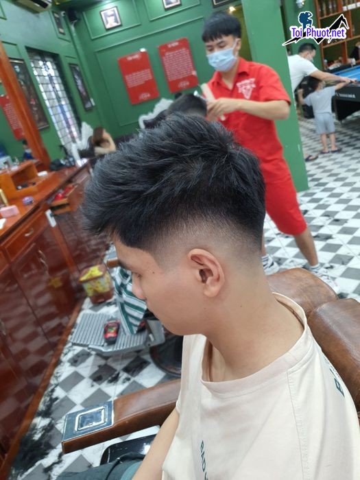 Top 10 Tiệm cắt tóc nam đẹp nhất tại Hà Tĩnh tạo ra những kiểu tóc thời thượng (2)