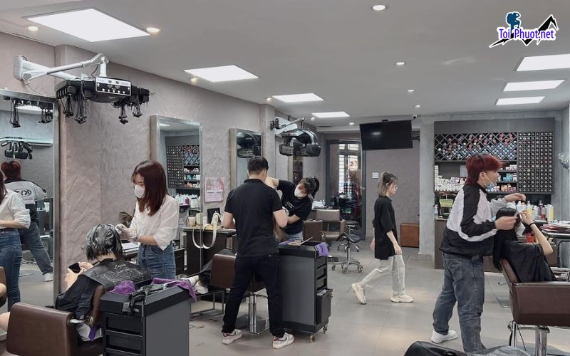 Top 10 Tiệm cắt và tạo kiểu tóc đẹp nhất Đồng Tháp tạo ra những kiểu tóc đẹp (5)