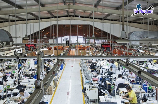 Top 10 Xưởng may quần áo thời trang giá tốt, uy tín nhất Hồ Chí Minh gia công chất lượng (1)