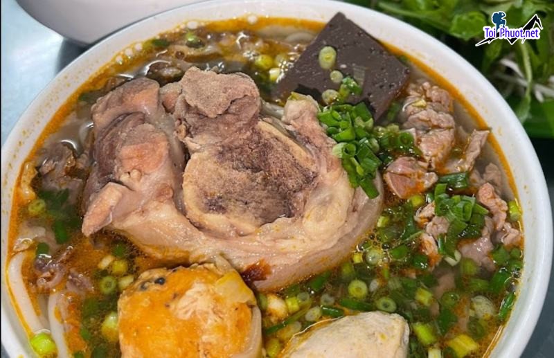 Top 11 Quán bún bò Huế ngon ở Tuyên Quang làm hài lòng các thực khách khó tính nhất (3)