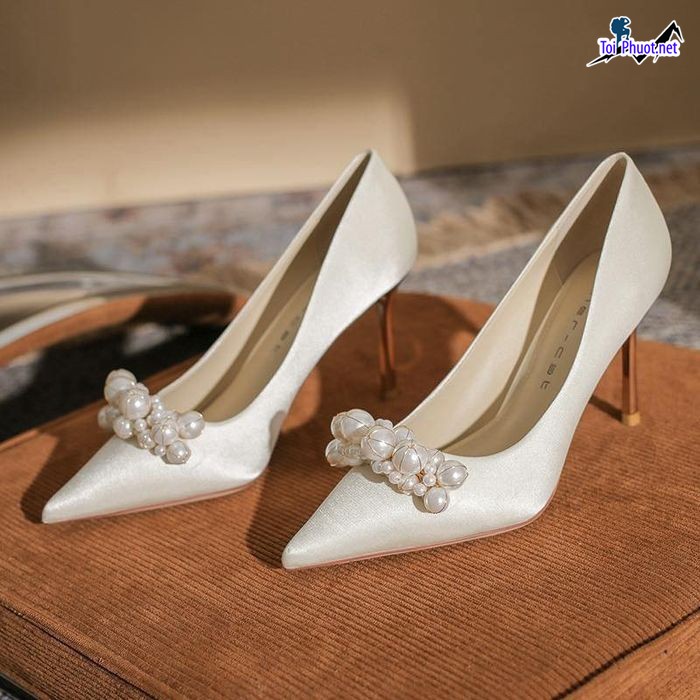 Top 11 Shop giày nữ đẹp được yêu thích nhất Hà Nội bền đẹp (3)