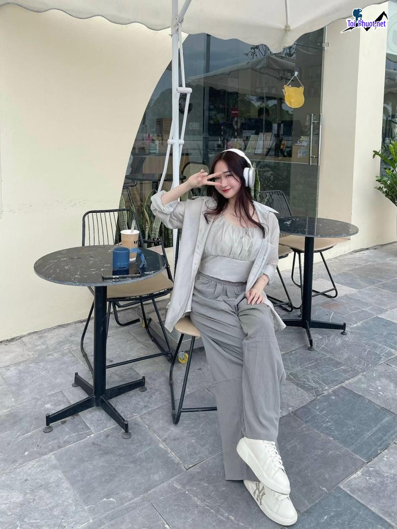 Top 11 Shop thời trang thiết kế hot nhất Quảng Ninh thoải mái, tự do (3)