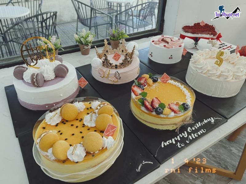 Top 12 cửa hàng bánh sinh nhật nổi tiếng Khánh Hòa trang trí đẹp mắt (7)
