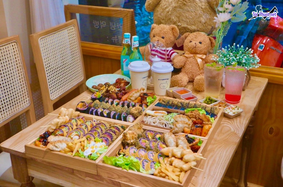 Top 15 Địa chỉ buffet ngon giá rẻ, hút khách nhất Hà Nội cực thu hút (5)