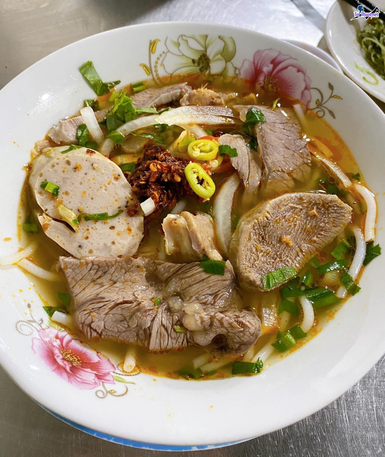 Top 3 Quán bún bò Huế ngon ở Sơn La mùi hương đặc trưng (2)