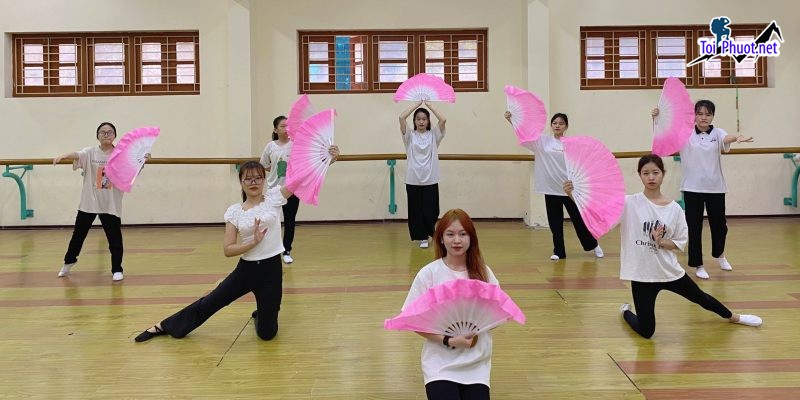 Top 3 Trung tâm dạy nhảy hiện đại tốt nhất ở Quảng Ninh truyền đạt rõ ràng và hiệu quả (1)