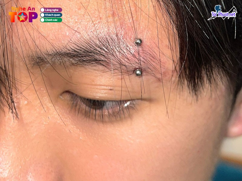 Top 4 Địa chỉ xỏ khuyên chuyên nghiệp nhất Nghệ An an toàn không đau (2)