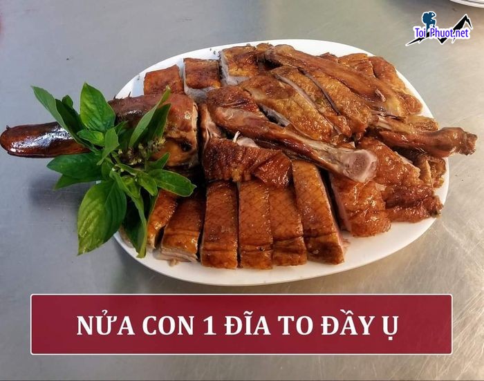 Top 4 Quán vịt quay ngon nhất Quảng Ninh uy tín được nhiều người đánh giá cao (3)