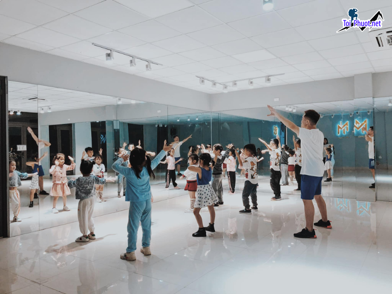 Top 4 Trung tâm dạy nhảy hiện đại tốt nhất Nghệ An thỏa mãn với đam mê (1)