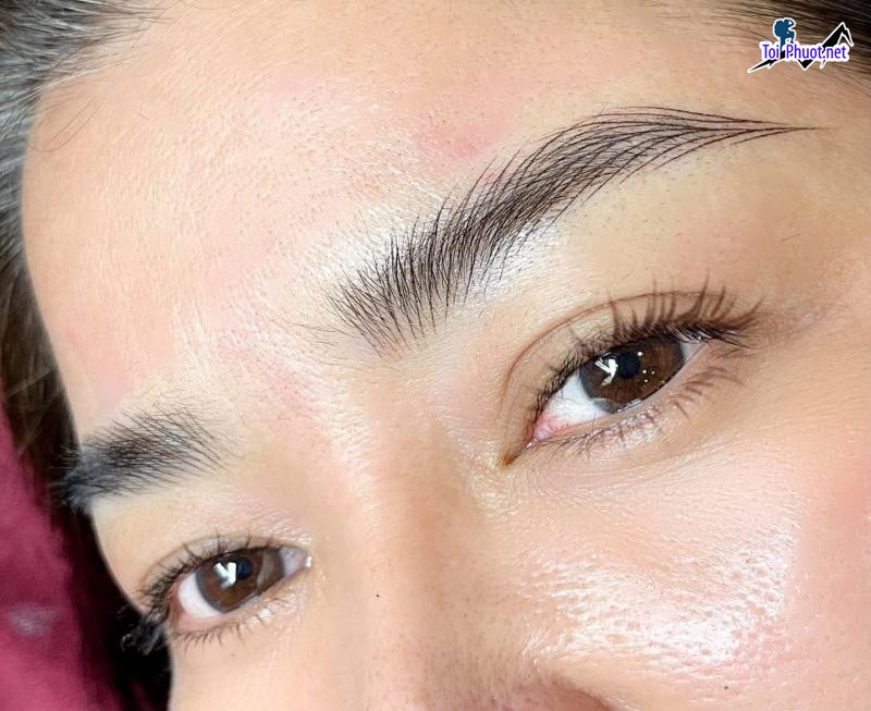 Top 5 địa chỉ làm chân mày điêu khắc đẹp nhất ở Lào Cai màu sắc bền lâu, bóng mượt tự nhiên (2)