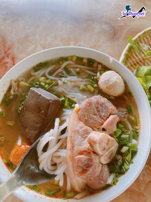 Top 5 Quán bún bò Huế ngon ở Bắc Ninh ngon bổ rẻ dành cho bạn (4)