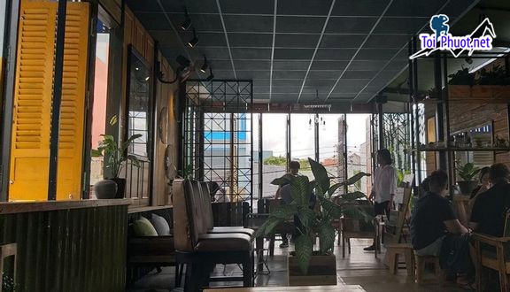 Top 5 Quán cà phê yên tĩnh, thích hợp tự học An Giang cùng bạn bè (4)
