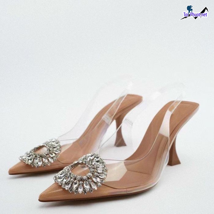 Top 5 Shop giày nữ đẹp được yêu thích nhất Vĩnh Long và có nhiều ưu đãi (4)