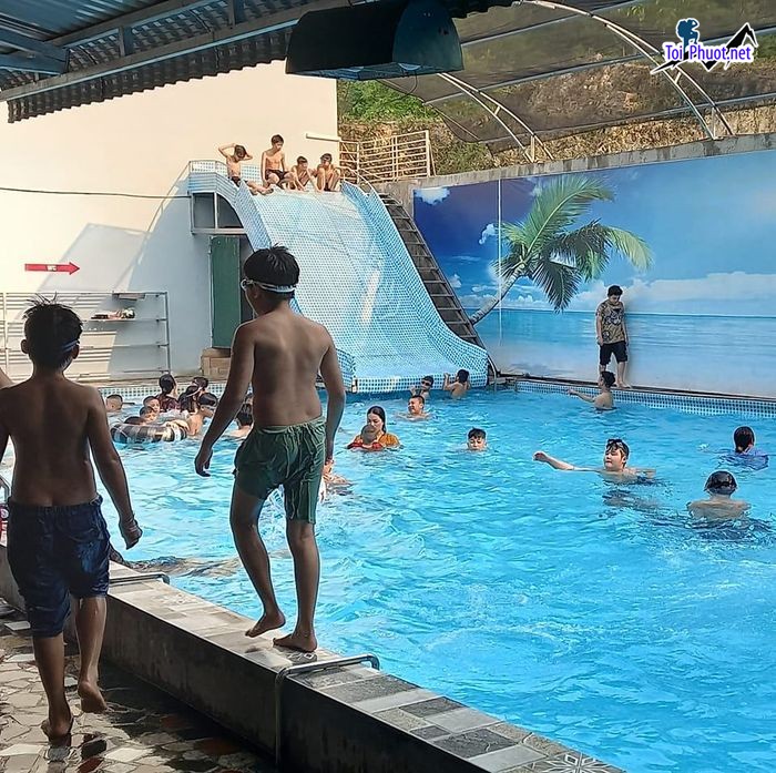 Top 6 Bể bơi công cộng có giá vé rẻ và chất lượng nhất Lạng Sơn 4 mùa (1)