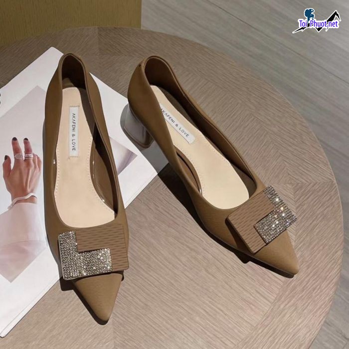 Top 6 Shop giày nữ đẹp được yêu thích nhất Tây Ninh bảo hành lâu dài (5)
