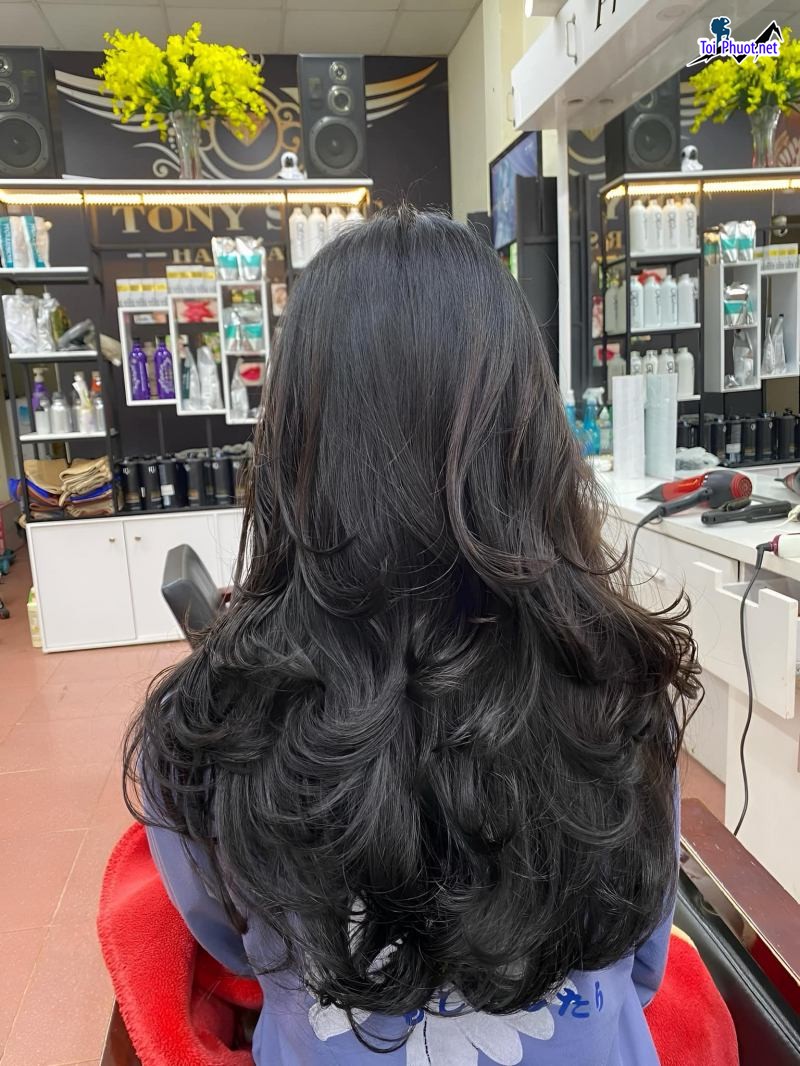 Top 6 Tiệm cắt và tạo kiểu tóc đẹp nhất Quảng Ninh để bạn hữu ngay một mái tóc đẹp (2)