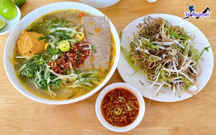 Top 7 Quán bún bò Huế ngon ở Lâm Đồng mang đến trải nghiệm tuyệt vời cho khách hàng (4)