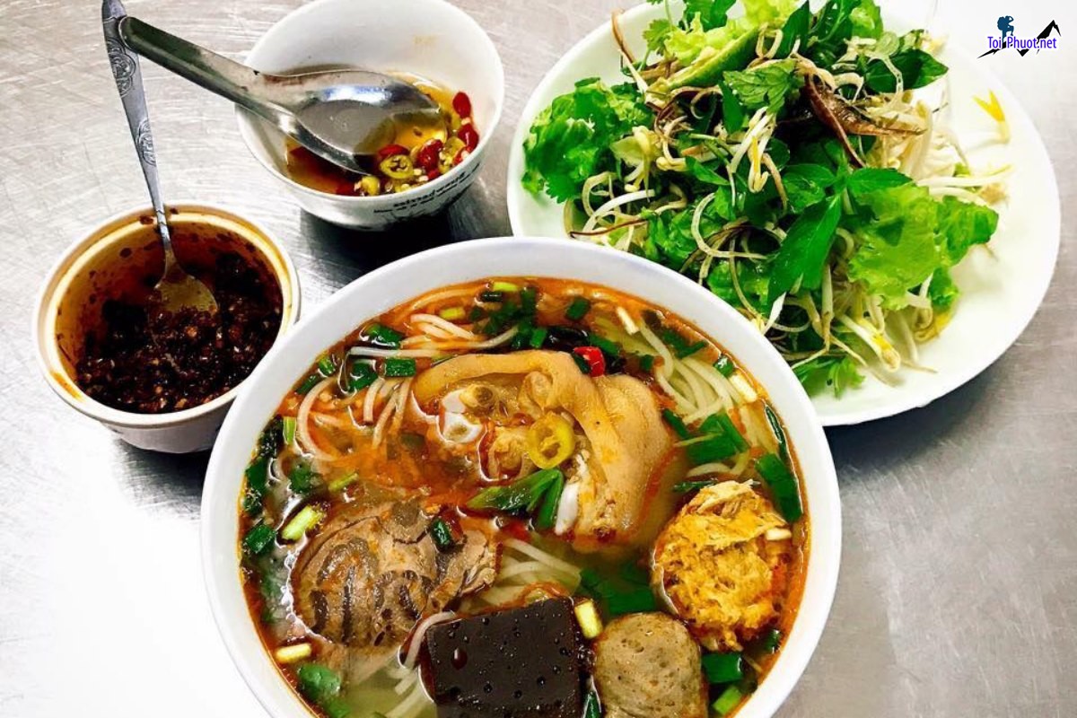 Top 7 Quán bún bò Huế ngon ở Lạng Sơn chuẩn vị nguyên bản (1)