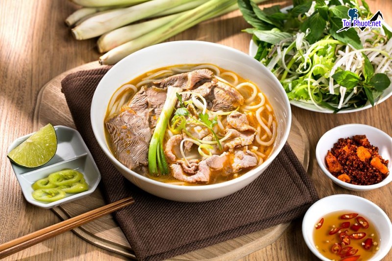 Top 7 Quán bún bò Huế ngon ở Lạng Sơn chuẩn vị nguyên bản (3)
