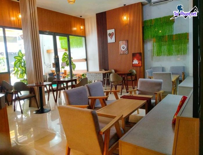 Top 7 Quán cà phê yên tĩnh, thích hợp tự học Đồng Tháp thoáng mát (2)