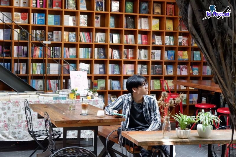 Top 7 Quán cà phê yên tĩnh, thích hợp tự học Hồ Chí Minh dễ thuộc bài (4)