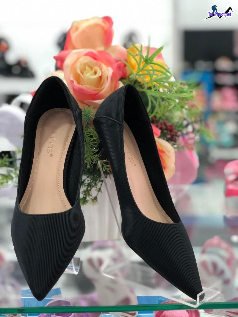 Top 7 Shop giày nữ đẹp được yêu thích nhất Cà Mau giá cả phải chăng (3)