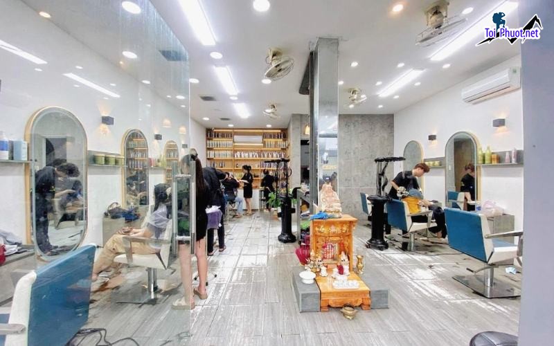 Top 7 Tiệm cắt và tạo kiểu tóc đẹp nhất Thừa Thiên – Huế giá rẻ và chất lượng (1)