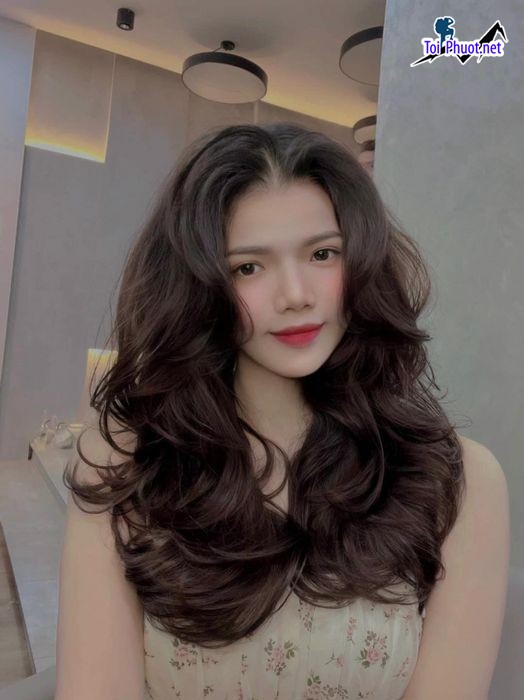 Top 7 Tiệm cắt và tạo kiểu tóc đẹp nhất Tuyên Quang tư vấn cho bạn hợp lí nhất (3)