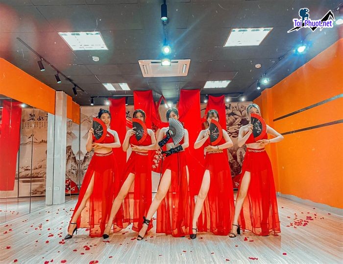 Top 7 Trung tâm dạy nhảy hiện đại tốt nhất ở Thái Nguyên nhảy hiện đại, nhảy zumba, sexy dance, flashmob (1)