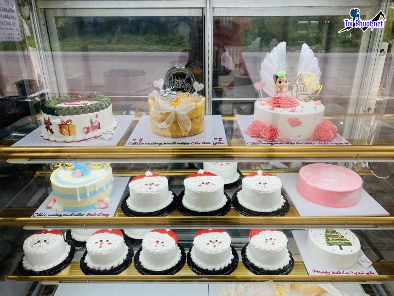 Top 8 cửa hàng bánh sinh nhật nổi tiếng Cà Mau đa dạng, đẹp mắt (3)