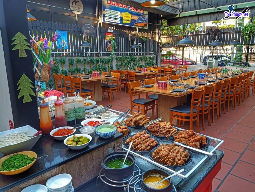Top 8 Địa chỉ buffet ngon giá rẻ, hút khách nhất Đà Nẵng đa dạng món ăn ngon (1)
