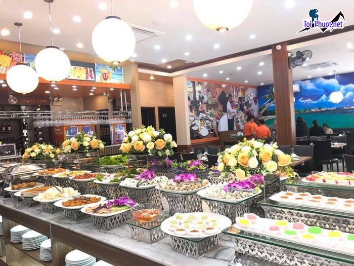Top 8 Địa chỉ buffet ngon giá rẻ, hút khách nhất Đà Nẵng đa dạng món ăn ngon (3)