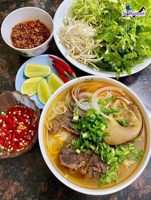 Top 8 Quán bún bò Huế ngon ở Đồng Tháp hương vị đậm đà, đúng chuẩn vị Huế (4)