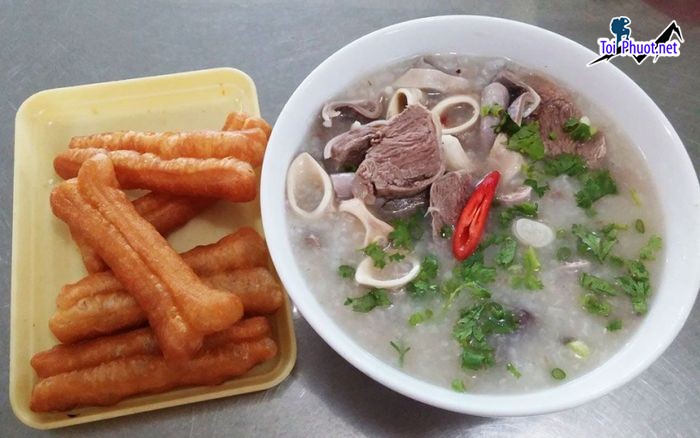 Top 8 Quán cháo ngon nhất Quảng Trị hạt cháo ninh nhừ và thơm mùi gạo dịu dàng (2)